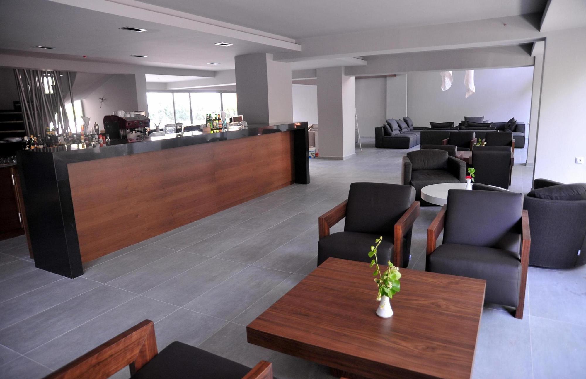 Oktober Downtown Boutique Hotel Rhodes City Eksteriør billede
