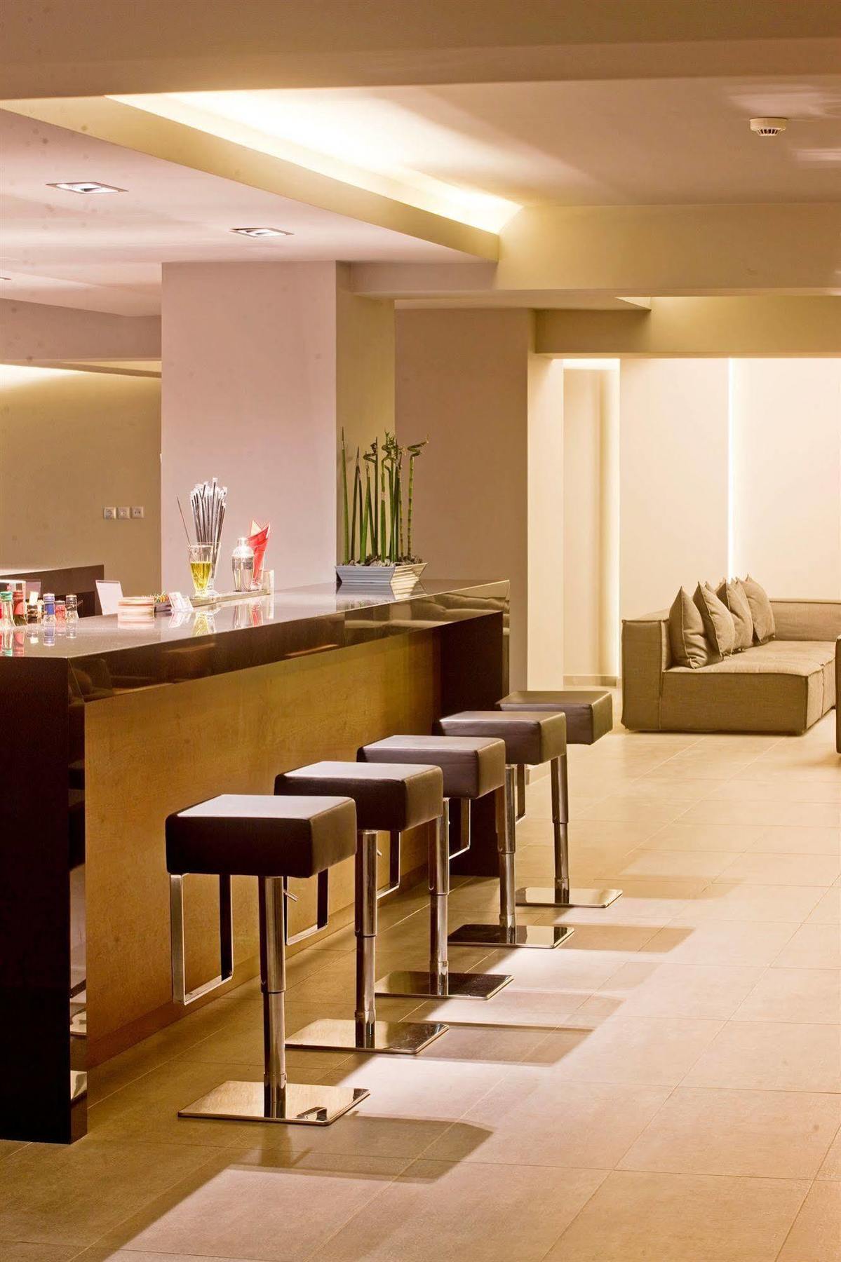 Oktober Downtown Boutique Hotel Rhodes City Eksteriør billede